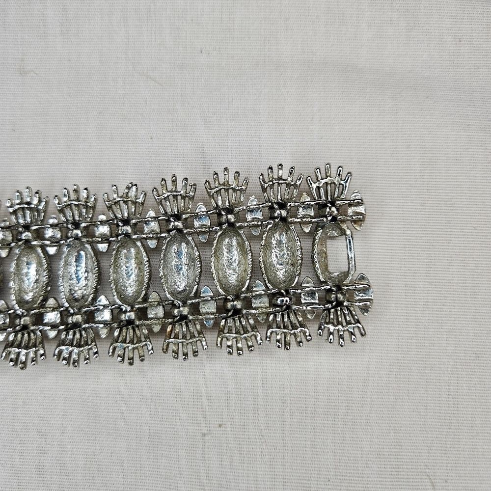 Sarah Coventry Vintage 1960s Pineapple Crown Panel Bracelet - Some Wear - Picture 8 of 12